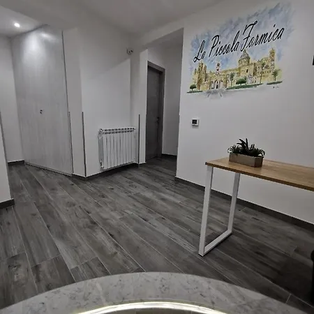 La Piccola Formica Charme 3*
